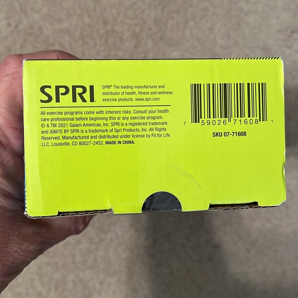 NIB Ignite by SPRI Segmented Jump Rope - Picture 6 of 11